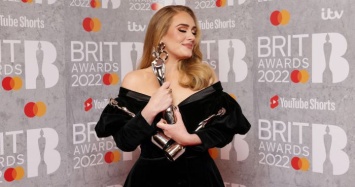 Адель стала триумфатором Brit Awards 2022