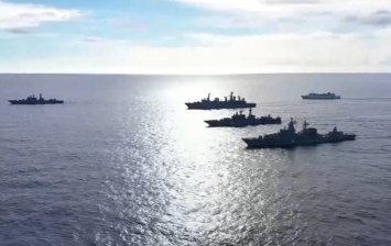 РФ перебросила в Крым шесть десантных кораблей