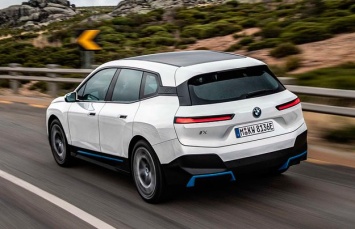 BMW iX прошел «лосиный» тест