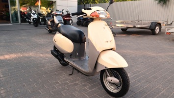 В Никополе украли скутер Honda: помогите найти