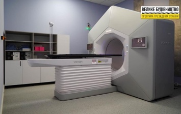 В Хмельницком появился первый современный аппарат для лечения рака