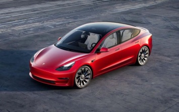 Tesla обвинили в отказе подвески, который привел к смертельному ДТП