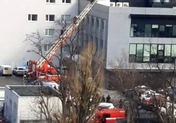 Почему возле ТОЦ "Славутич" в Днепре много пожарных