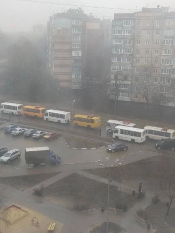 Российские наместники в ОРДЛО пугают людей "вторжением Украины" и начинают эвакуировать население