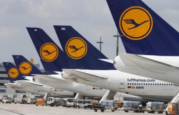 Немецкая авиакомпания приостанавливает все рейсы в Украину - подробности
