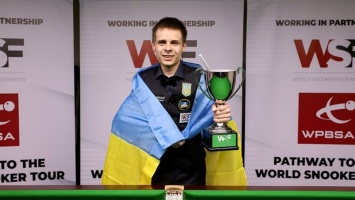 Парень из Днепра стал чемпионом мира по снукеру среди юниоров