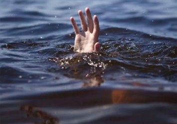 Дайверы искали судно: на одесском Морвокзале утонул человек
