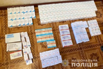 В Украине продавали контрафактные лекарства от COVID-19 и гепатита