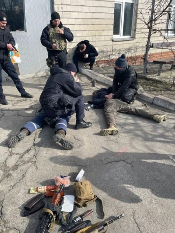 Киевские пожарные обезвредили вражеских диверсантов