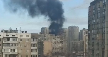 По массиву Троещина в Киеве нанесен ракетный удар, в одном из домов выбиты окна