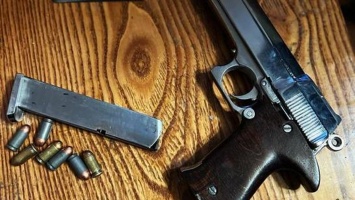 В Днепропетровской области сняли запрет на продажу оружия и патронов