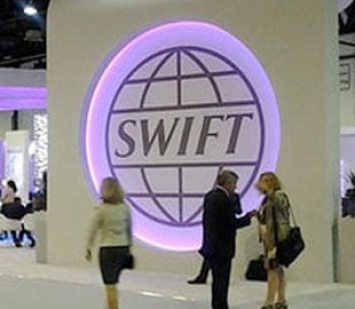ЕС утвердил отключение банков России от SWIFT